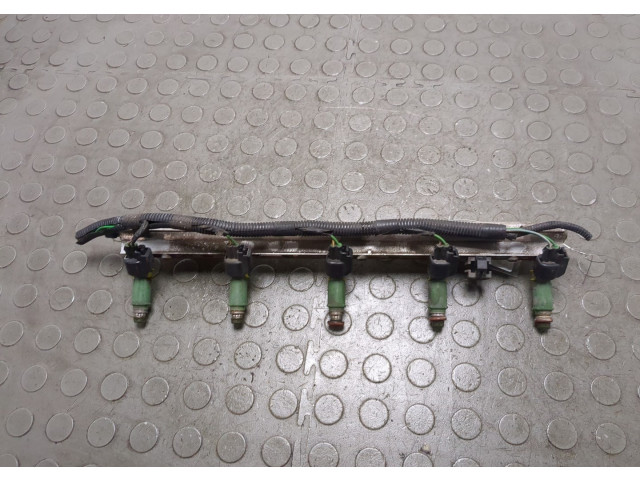 Форсунка топливная  Volvo V70 2001-2008         