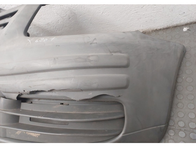 Бампер Volkswagen Caddy 2004-2015 передний