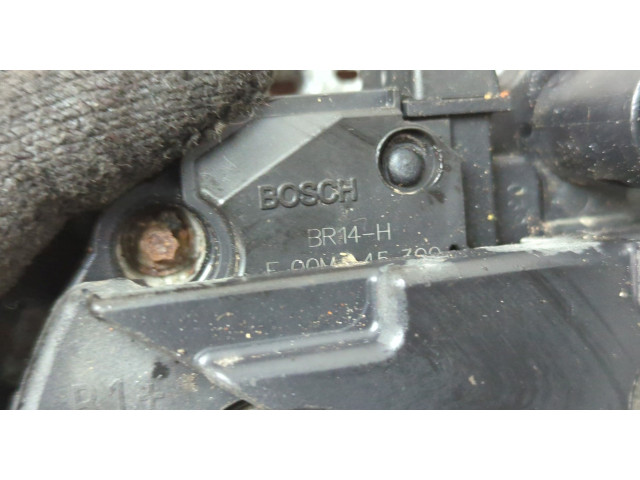 Генератор  Volkswagen Caddy 2004-2015       06F903023    