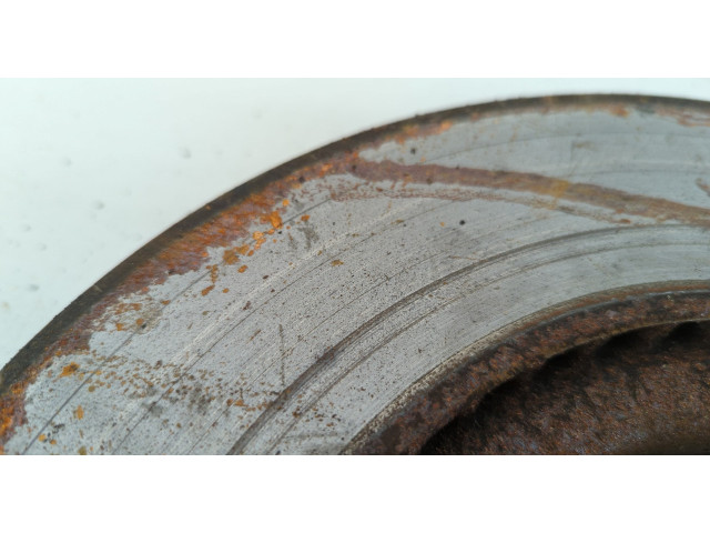 Диск тормозной Volkswagen Passat 6 2005-2010 передний