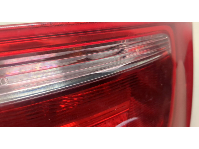 Задний фонарь          