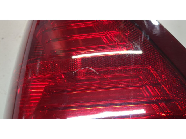 Задний фонарь