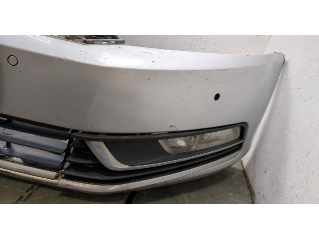 Бампер  Volkswagen Passat 7 2010-2015 Европа передний   