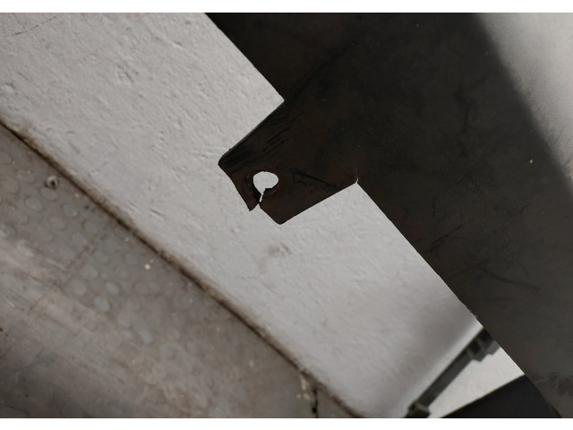 Бампер  Volkswagen Transporter 4 1991-2003 задний   701807417