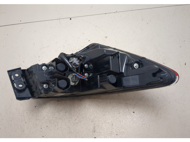 Задний фонарь          