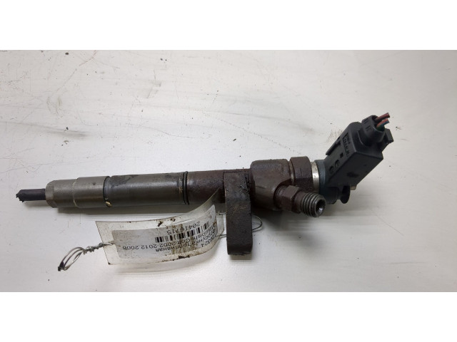 Форсунка топливная Mitsubishi Colt 2002-2012 MN960201