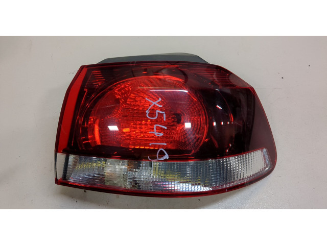 Задний фонарь          