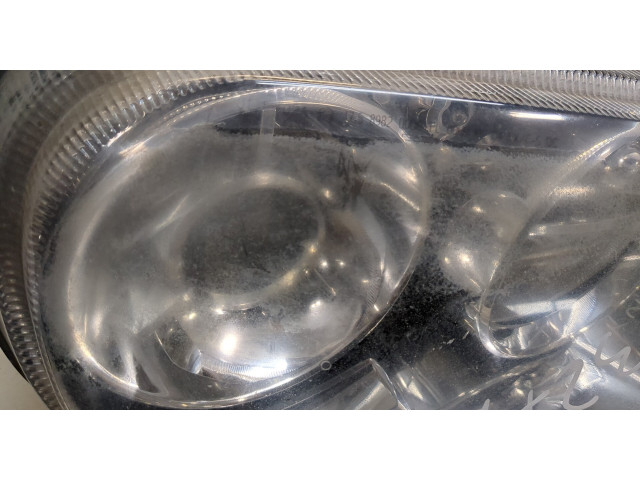 Фара передняя Chrysler 300C 2004-2011 правая