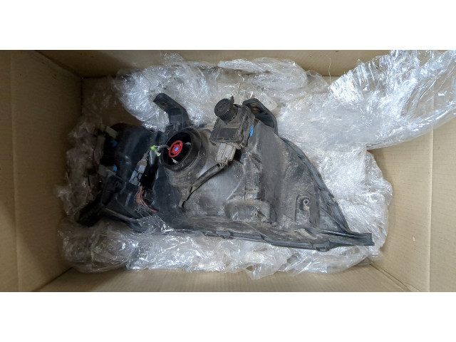 Фара передняя Honda CR-V 1995-2001 левая