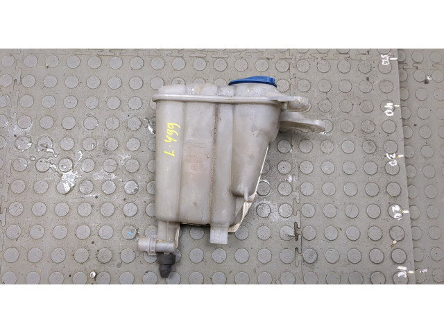 Бачок расширительный Audi SQ5 2013-2017