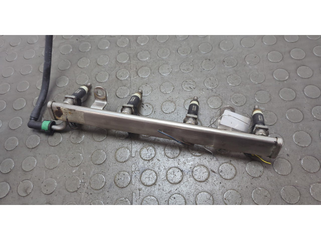 Форсунка топливная  Jeep Patriot 2007-2016    4891577AB, 4891575AA     