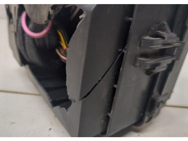 Блок предохранителей SsangYong Korando 2010-