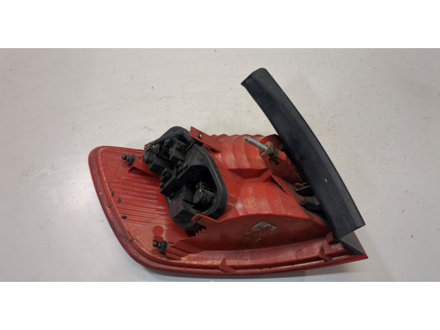 Задний фонарь          