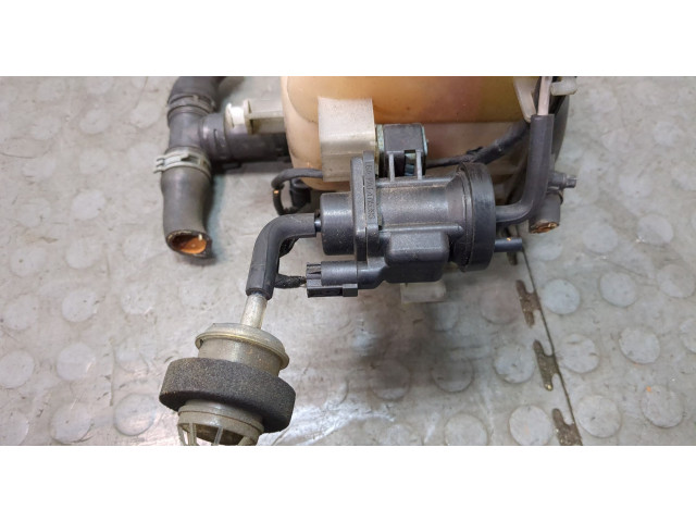 Бачок расширительный  Mercedes C W203 2000-2008    