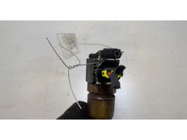 Форсунка топливная KIA Ceed 2007-2012 0445110320