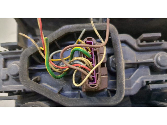 Задний фонарь          