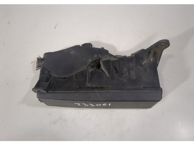 Блок предохранителей  Lexus IS 2005-2013          2.2