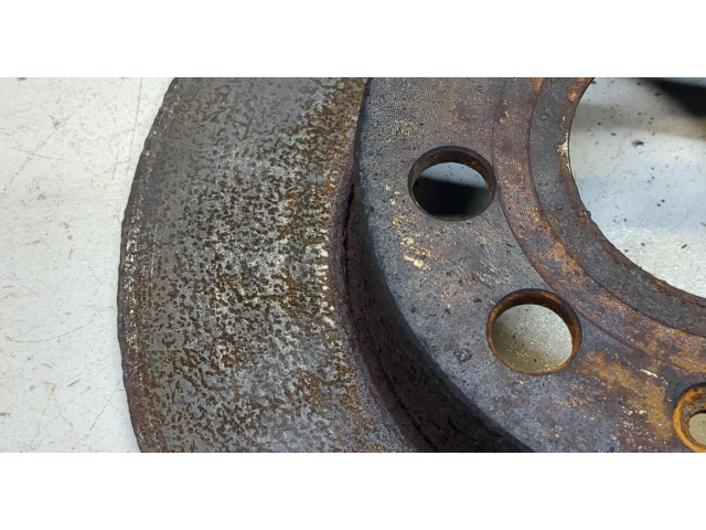 Диск тормозной Skoda Octavia (A5) 2004-2008 1.9 задний