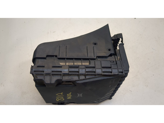 Блок предохранителей Audi Q3 2011-2014