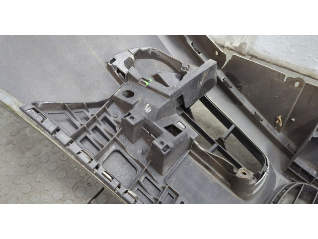 Бампер  Skoda Fabia 2007-2014 передний   5J0807221