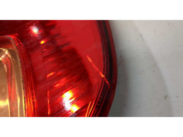Задний фонарь          