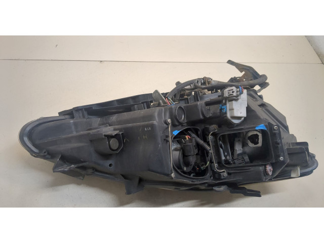 Фара передняя Lexus IS 2005-2016 левая