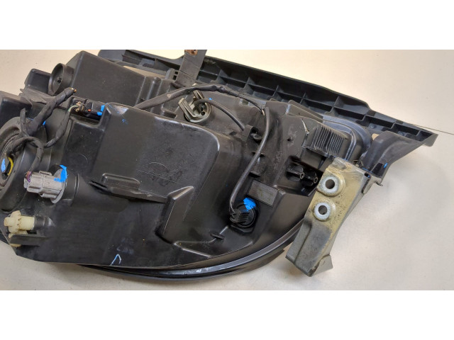 Фара передняя  Chevrolet Orlando 2011-2018 правая 