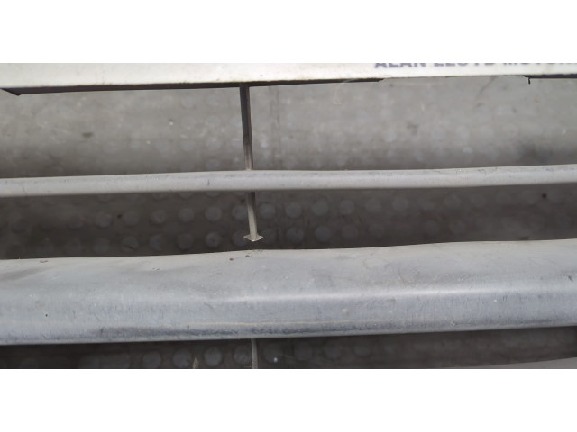 Бампер Nissan Serena (C23) 1991-2002 передний 620227C000