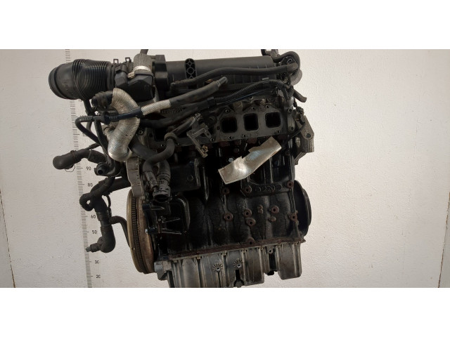 Форсунка топливная Volkswagen Passat 7 2010-2019 Америка 03H906036