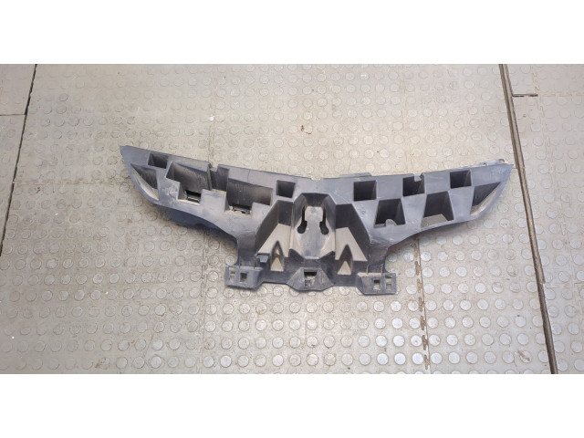 Решетка радиатора  Renault Modus          8200665765