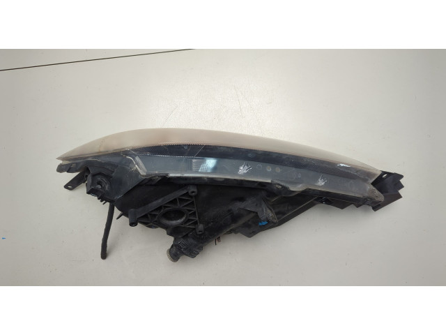 Фара передняя Mazda 3 (BK) 2003-2009 правая