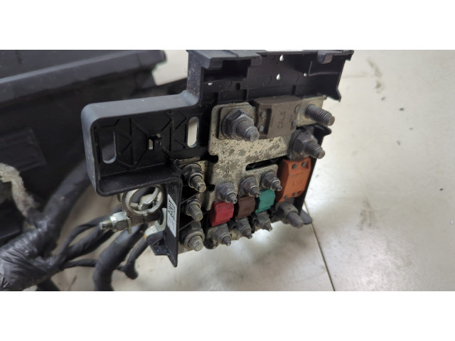 Блок предохранителей Jeep Compass 2017-2021