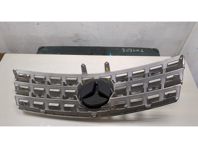 Решетка радиатора Mercedes ML W164 2005-2011