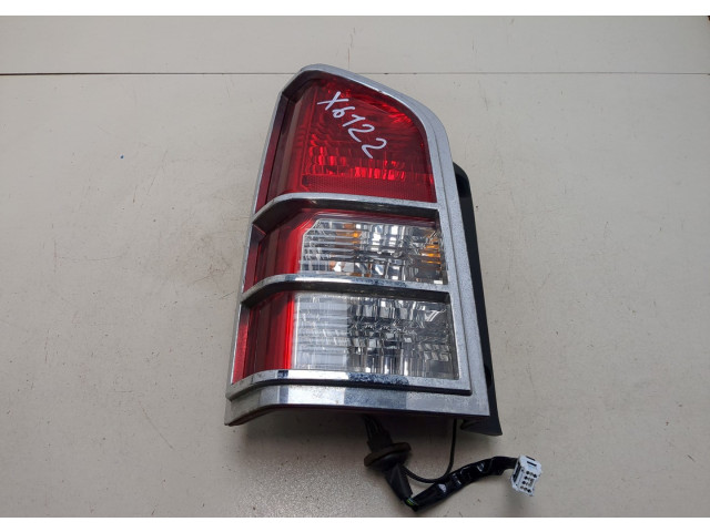 Задний фонарь 26555EB303