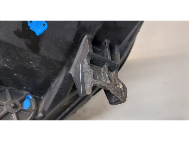 Фара передняя  Ford Explorer 2019- правая 