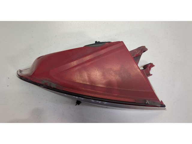 Задний фонарь