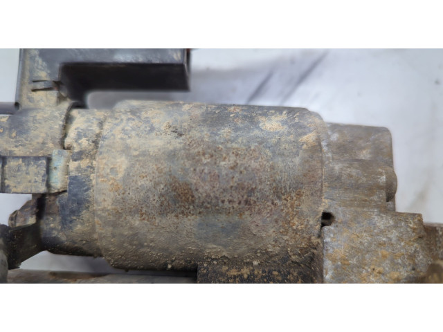 Стартер  Chrysler Voyager 2000-2007 2.8  04868860AA   