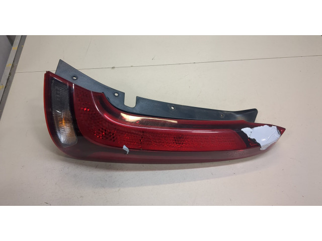 Задний фонарь          