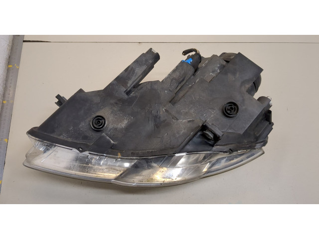 Фара передняя Volkswagen Passat 6 2005-2010 правая