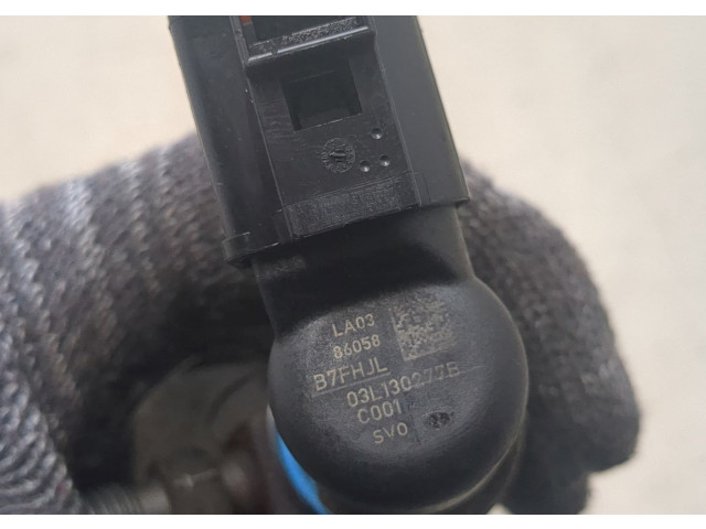 Форсунка топливная Skoda Roomster 2006-2015 03L130277B