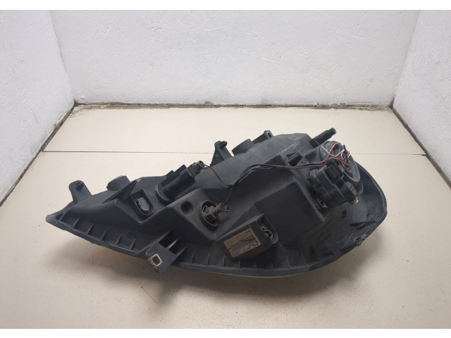 Фара передняя  Renault Trafic 2001-2014 левая 