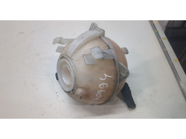 Бачок расширительный  Volkswagen Jetta 6 2010-2015      2.0