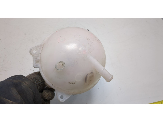 Бачок расширительный  Skoda Yeti 2013-2018    