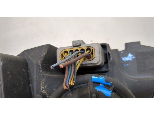 Фара передняя  Mercedes C W204 2007-2013 правая 