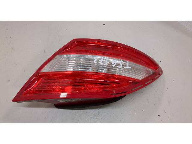 Задний фонарь          