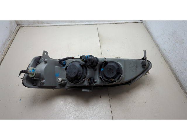 Фара передняя  Honda Accord 6 1998-2002 правая 