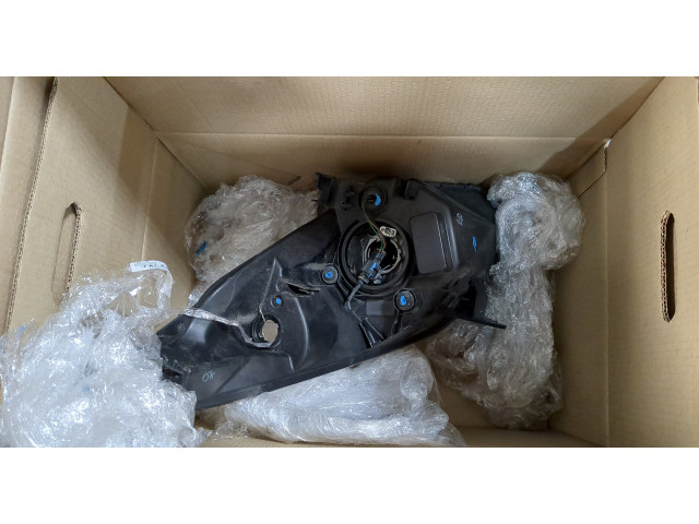 Фара передняя  Chevrolet Spark 2009-2016 правая 