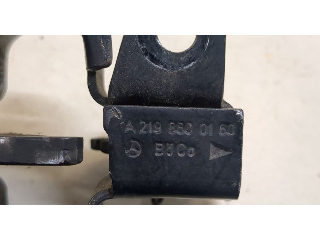 Замок капота  Mercedes GL X164 2006-2012     