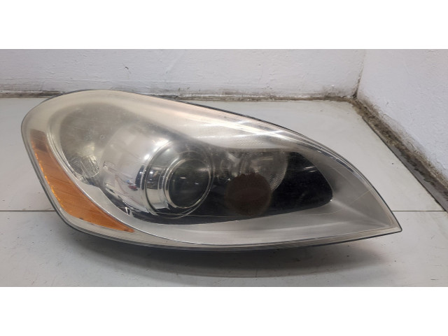 Фара передняя  Volvo XC60 2008-2017 правая 