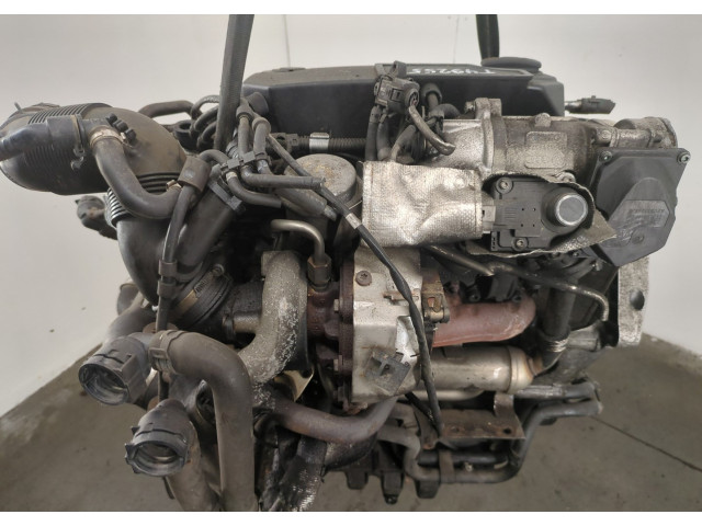 Форсунка топливная  Volkswagen Touran 2006-2010    038130073BN     